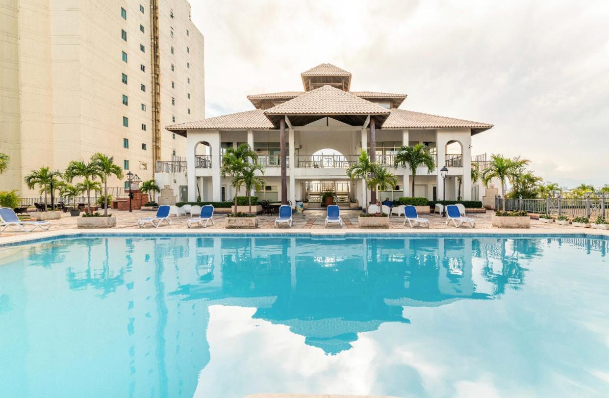Exclusive 3 Bdr, Gym & Pool, Seaview, Luxury Tower Appartement Santo Domingo Buitenkant foto